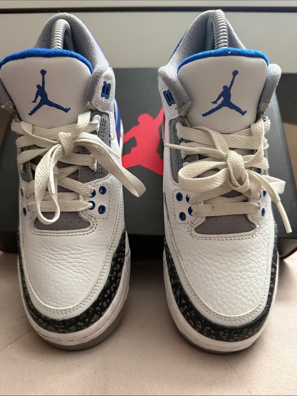 Air Jordan 3 Retro (GS) White/Racer Blue-Black Sneaker - Picture 6 of 6